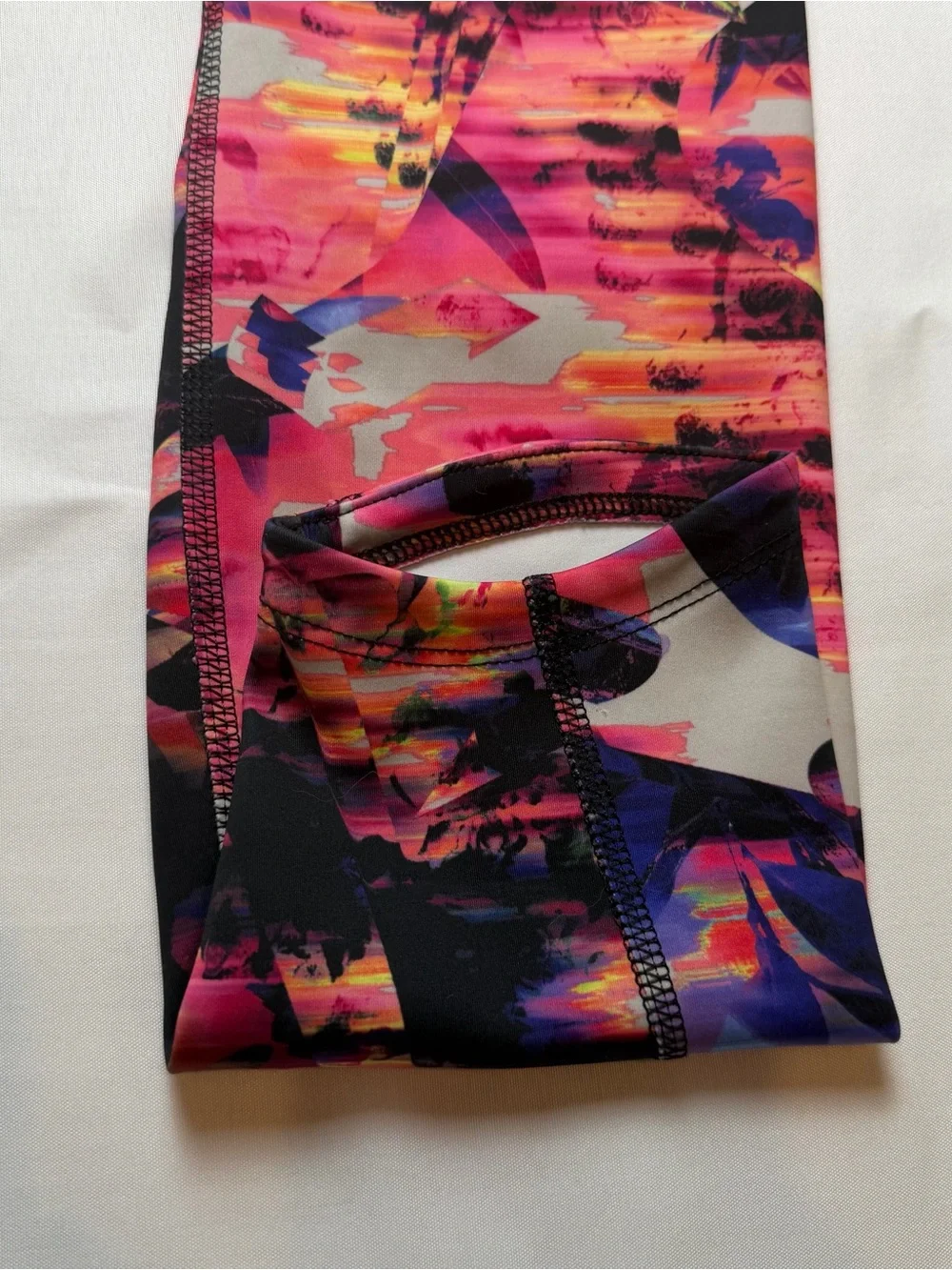 Nike Dri-Fit Running Leggings Women’s Small Abstract Pink Purple Zip Pocket
